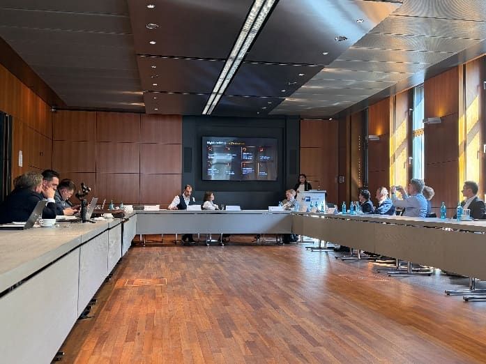 Business roadshow workshop session